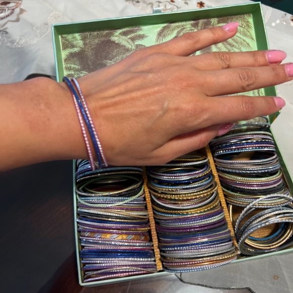 Bangles bracelets round colourful - Picture 2 of 4